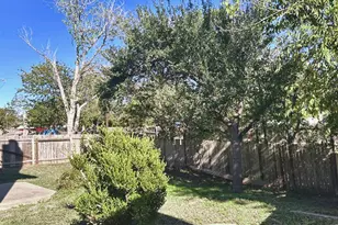 17229 Bushmills Rd, Pflugerville, TX 78660 - Photo 32