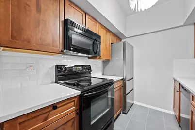 1509 W 39 1/2 Street #108, Austin, TX 78756 - Photo 8
