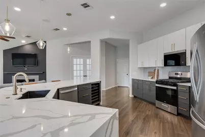 800 Portchester Castle Path, Pflugerville, TX 78660 - Photo 6