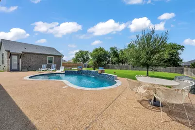 8219 Collins Creek Drive, Salado, TX 76571 - Photo 14