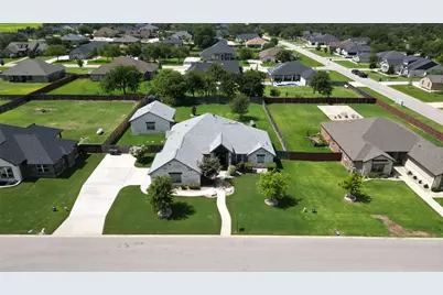 8219 Collins Creek Drive, Salado, TX 76571 - Photo 18