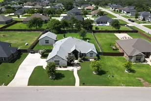 8219 Collins Creek Dr, Salado, TX 76571 - Photo 18