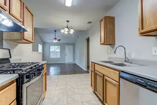 8116 West Gate Blvd, Austin, TX 78745 - Photo 10