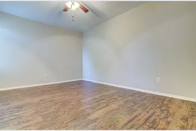 8116 West Gate Boulevard #B, Austin, TX 78745 - Photo 12