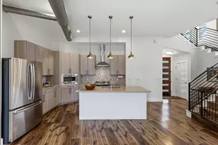 1405 Camelot Cir, Austin, TX 78745 - Photo 10