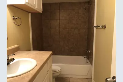 1000 W 26th Street #106, Austin, TX 78705 - Photo 6