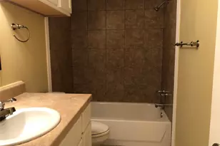 1000 W 26th St, Austin, TX 78705 - Photo 6