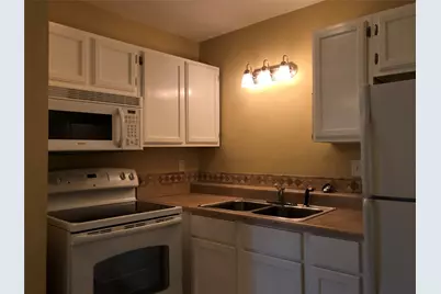 1000 W 26th Street #106, Austin, TX 78705 - Photo 10