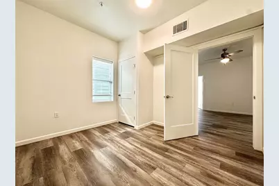 911 W 22nd. Street #203, Austin, TX 78705 - Photo 10
