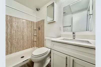 911 W 22nd. Street #203, Austin, TX 78705 - Photo 6