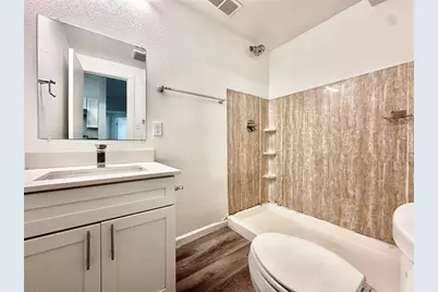 911 W 22nd. Street #203, Austin, TX 78705 - Photo 4