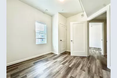 911 W 22nd. Street #203, Austin, TX 78705 - Photo 8