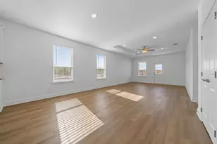 501 Maries Garden Dr, Georgetown, TX 78626 - Photo 8