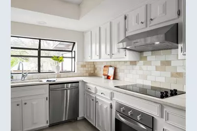 10404 Spicewood Mesa, Austin, TX 78759 - Photo 10