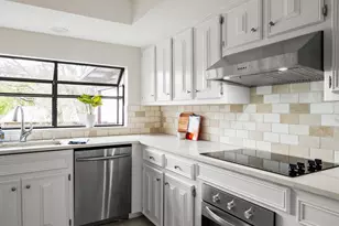 10404 Spicewood Mesa, Austin, TX 78759 - Photo 10