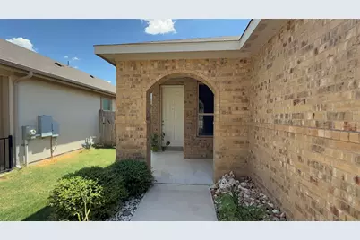 113 Mountain Valley Street, Georgetown, TX 78628 - Photo 2