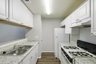 2131 Andover Dr, Round Rock, TX 78664 - Photo 6