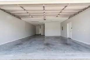 329 Kaanapali Ln, Bastrop, TX 78602 - Photo 28