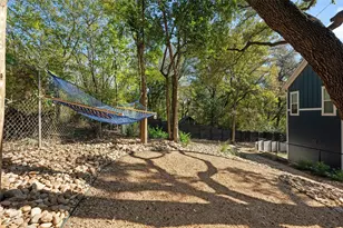 3809 Valley View Rd, Austin, TX 78704 - Photo 28