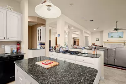 26801 Founders Place, Spicewood, TX 78669 - Photo 10