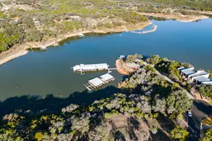 26801 Founders Pl, Spicewood, TX 78669 - Photo 38