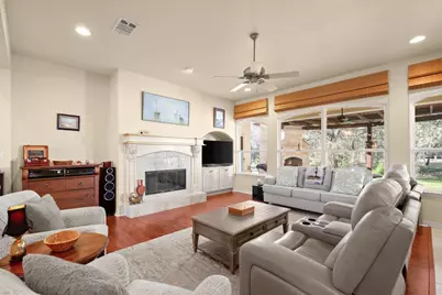 26801 Founders Place, Spicewood, TX 78669 - Photo 6