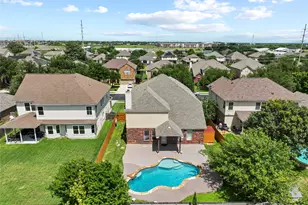 117 Emory Fields Dr, Hutto, TX 78634 - Photo 34