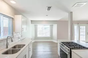 5101 Wayborne Hill Dr, Austin, TX 78723 - Photo 14