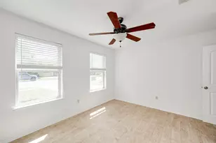 12706 Heinemann Dr, Austin, TX 78727 - Photo 24