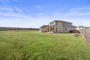 200 Marvins Bnd, Georgetown, TX 78628 - Photo 2