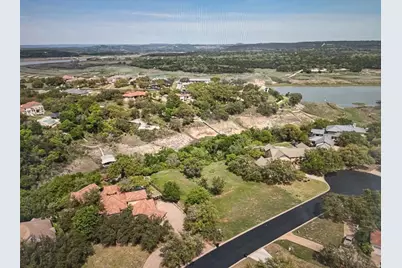 26006 Masters Parkway, Spicewood, TX 78669 - Photo 4
