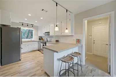 9405 Caracas Drive, Austin, TX 78733 - Photo 8