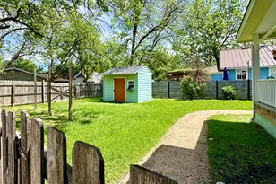 1501 S Church St, Georgetown, TX 78626 - Photo 8