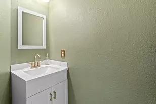 8605 Axis Dr, Austin, TX 78749 - Photo 30