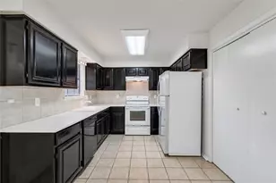 3801 Foust Trail, Georgetown, TX 78628 - Photo 10
