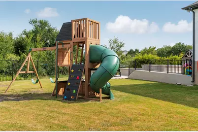 304 Sadaba Street, Liberty Hill, TX 78642 - Photo 34