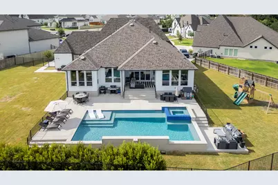 304 Sadaba Street, Liberty Hill, TX 78642 - Photo 28