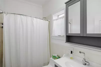 902 E 13th Street #A, Austin, TX 78702 - Photo 12