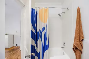 902 E 13th St, Austin, TX 78702 - Photo 8