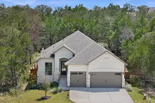 150 William Hersee Dr, Bastrop, TX 78602 - Photo 2
