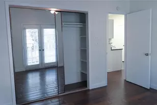 2216 San Gabriel St, Austin, TX 78705 - Photo 6