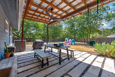 6021 Bluebell Circle, Austin, TX 78741 - Photo 20