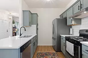 1481 E Old Settlers Blvd, Round Rock, TX 78664 - Photo 10