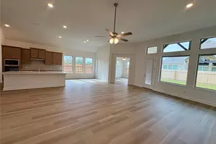 101 Lost Treasure Ter, Georgetown, TX 78628 - Photo 4