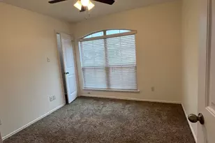 505 Ibis Falls Loop, Jarrell, TX 76537 - Photo 18