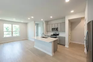 8311 Springsteen Dr, Austin, TX 78744 - Photo 6