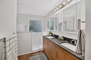 9213 Grant Forest Dr, Austin, TX 78744 - Photo 20