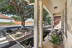 9213 Grant Forest Dr, Austin, TX 78744 - Photo 4