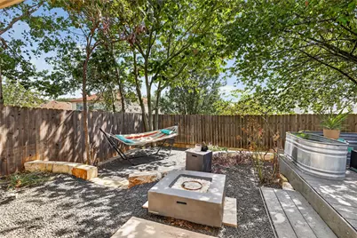 9213 Grant Forest Drive, Austin, TX 78744 - Photo 34
