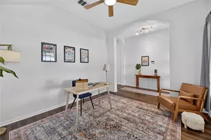 9213 Grant Forest Dr, Austin, TX 78744 - Photo 8